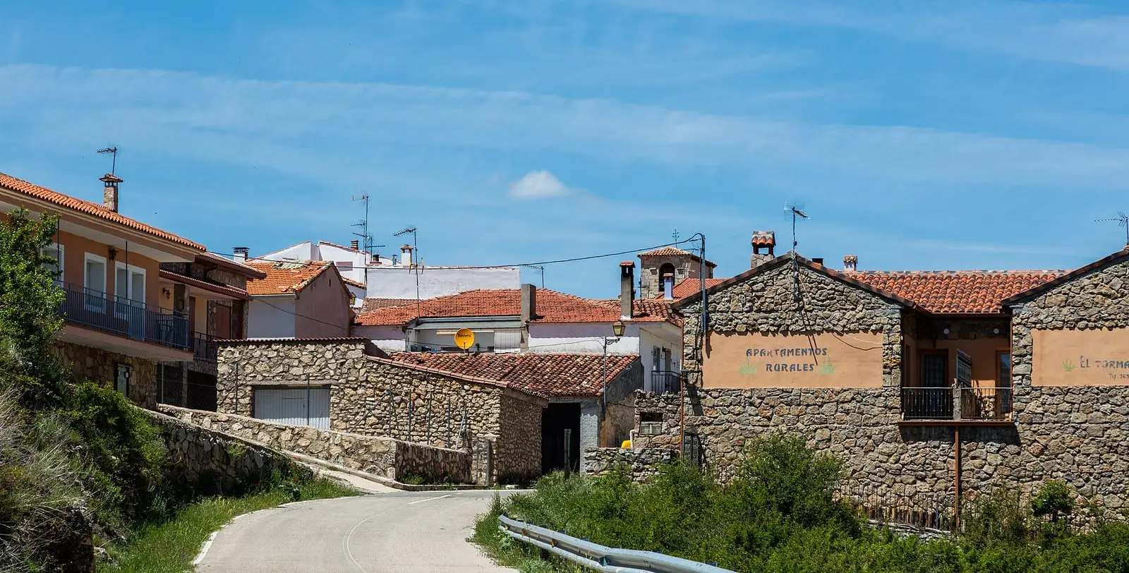 Calle y casas de Masegosa